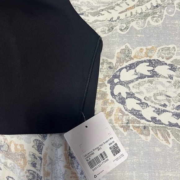 Lululemon Athletica Black Sports Bra NWT - Picture 3 of 4